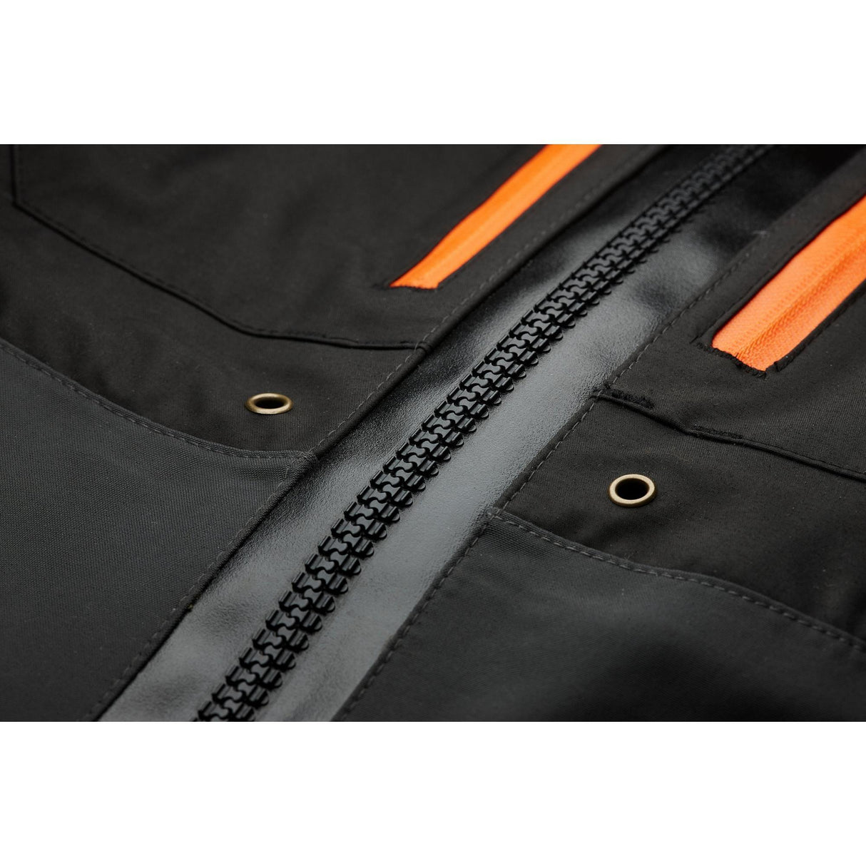 Savage Gear SG8 Chest Zip kahluuhousut - Happy Angler