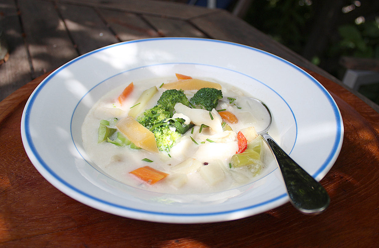 Kalakeitto kokonaisista kaloista - Happy Angler