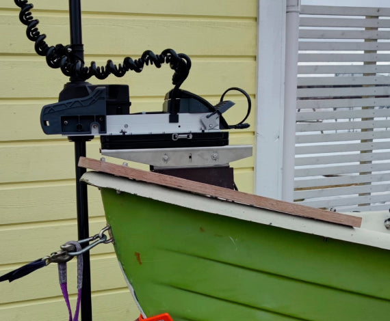 Keulasähkömoottorin asennus soutuveneeseen - Happy Angler