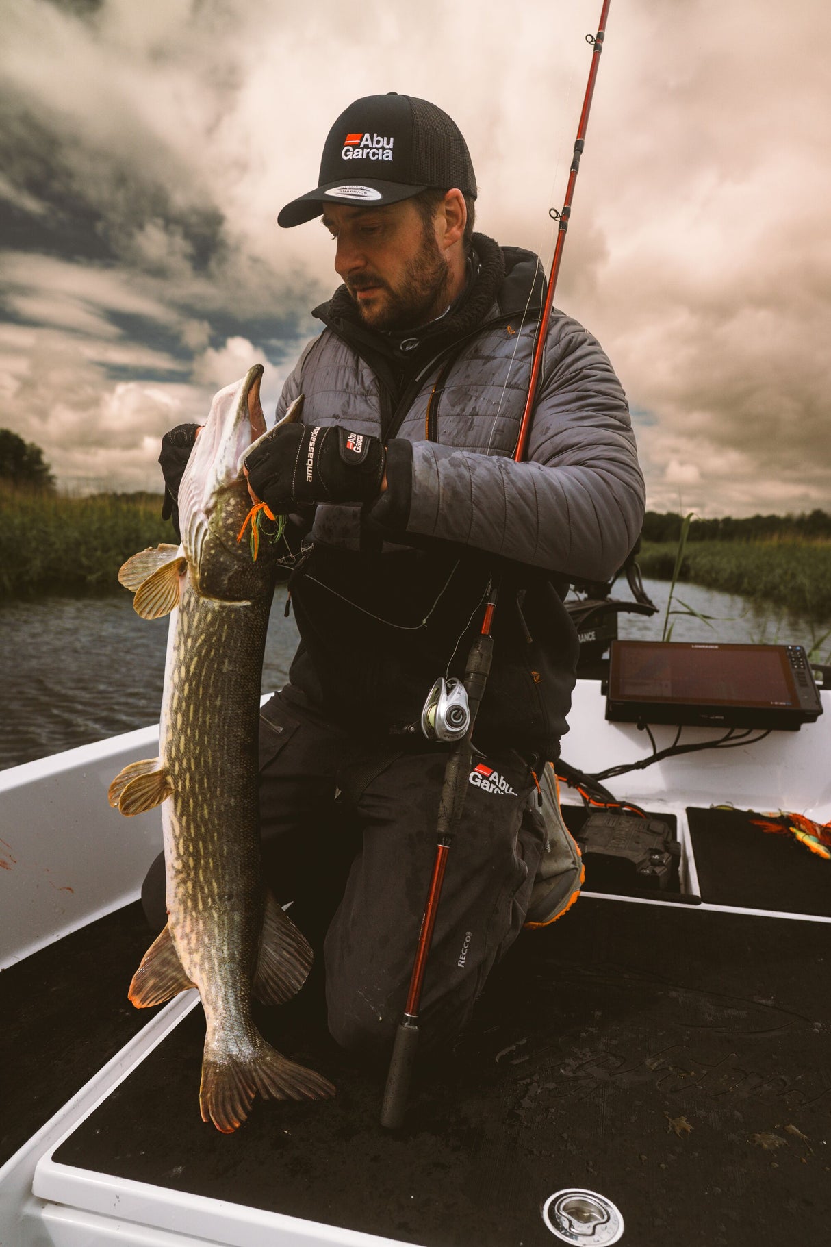 Abu Garcia Revo SX VoltiQ hyrräkela