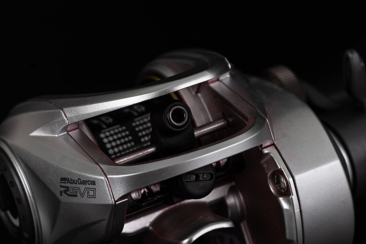 Abu Garcia Revo X VoltiQ hyrräkela