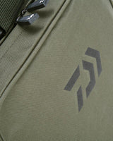 Daiwa Black Widow Carryall viehelaukku - Happy Angler