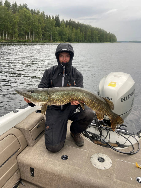 Team K.P Baits LiveCast Pro jigilajitelma 63 kpl - Happy Angler