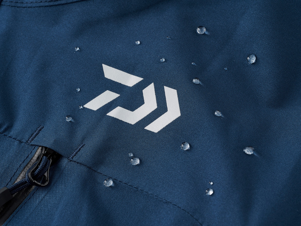 Daiwa Rainmax Winter Suit lämpöpuku