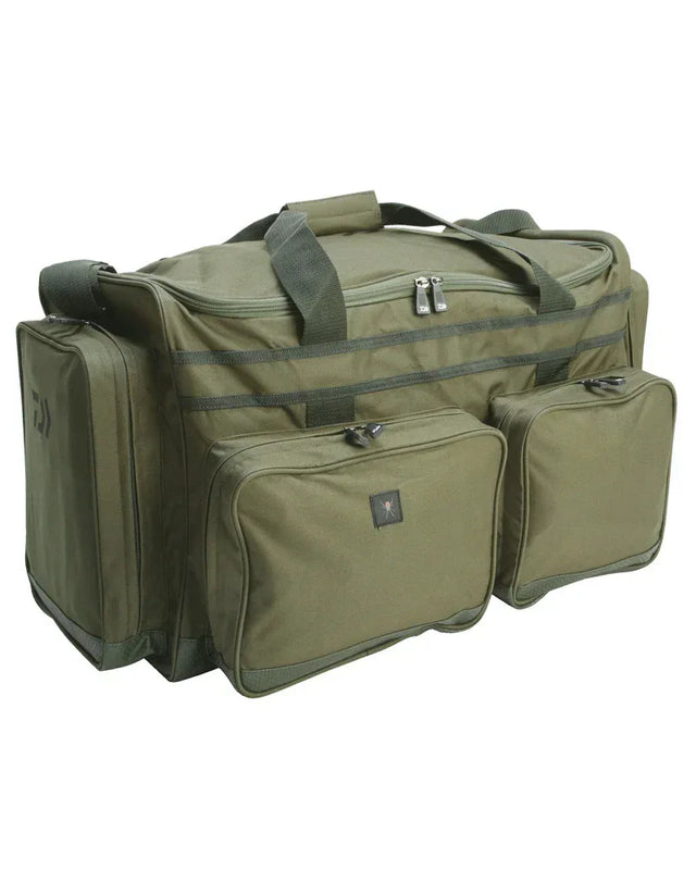 Daiwa Black Widow Carryall viehelaukku - Happy Angler